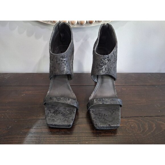 EUC DKNY Women's Black Leather Dava Ankle Strap Cuff Dress Sandals/Sz. 9.5M - Picture 5 of 12